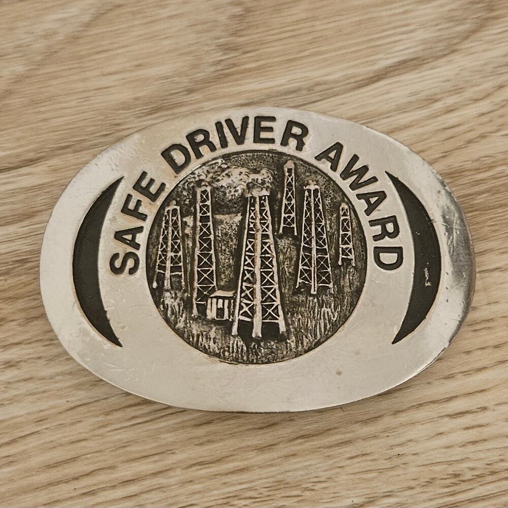 Vintage Getty 1983 Safe Driver Award Belt Buckle Oilfield Silver Tone 1610